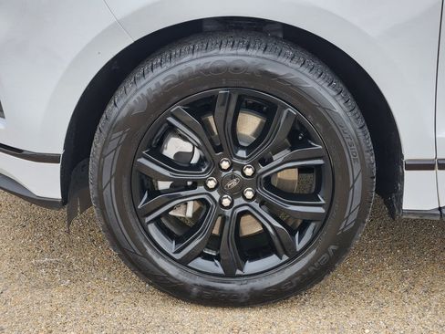 Used 2024 Ford Edge SE w/ Black Appearance Package AWD/4WD image 10