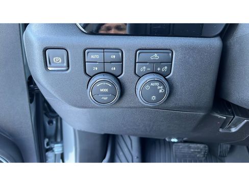 New 2026 Chevrolet Silverado 1500 LT image 23