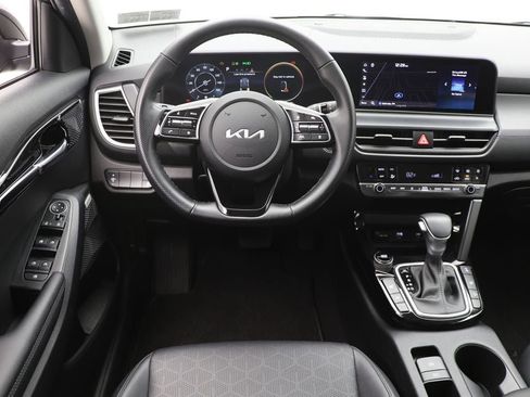 Used 2024 Kia Seltos SX image 13