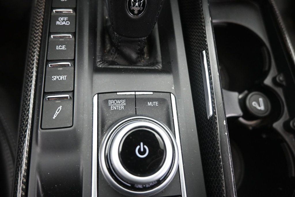 Used 2021 Maserati Levante S GranSport AWD/4WD image 36