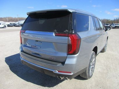 New 2026 GMC Yukon Denali w/ Sun & Power Step Package