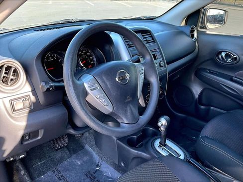 Used 2018 Nissan Versa SV image 18