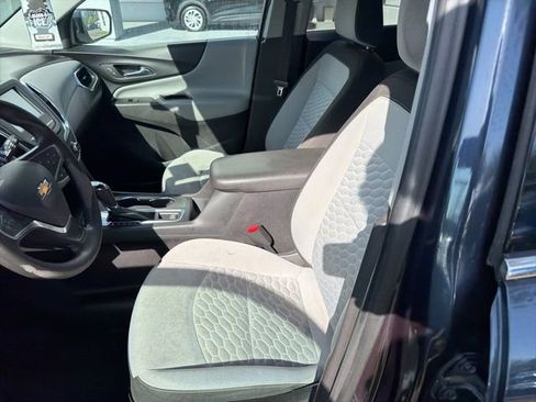 Used 2018 Chevrolet Equinox LT image 6
