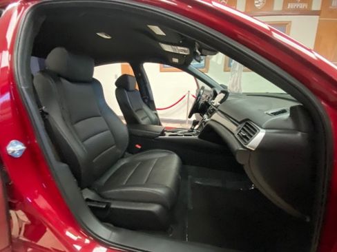 Used 2021 Honda Accord Sport image 16