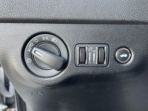 Certified 2023 Dodge Charger GT image 13