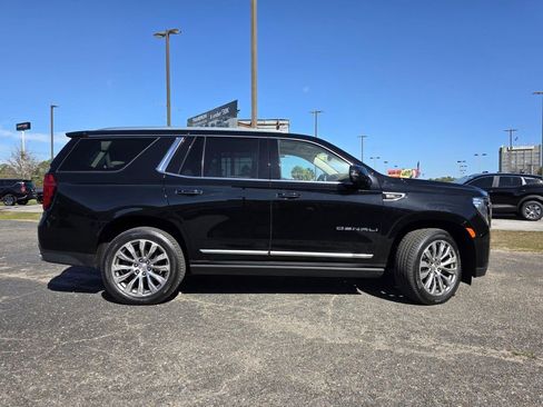 Used 2021 GMC Yukon Denali w/ Denali Premium Package image 59