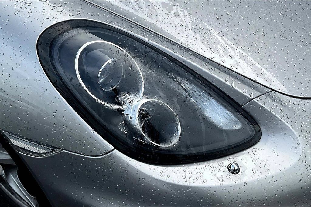 Used 2013 Porsche Boxster RWD image 32