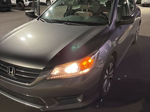Used 2013 Honda Accord LX image 1