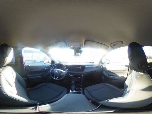Used 2025 Buick Encore GX Preferred image 41
