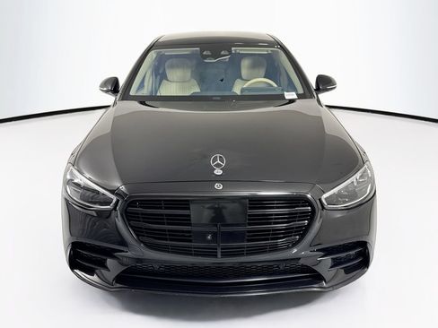 Certified 2023 Mercedes-Benz S 500 4MATIC image 2