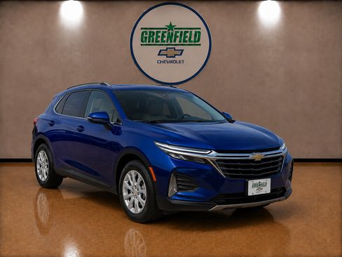 Used 2022 Chevrolet Equinox LT AWD/4WD image 1