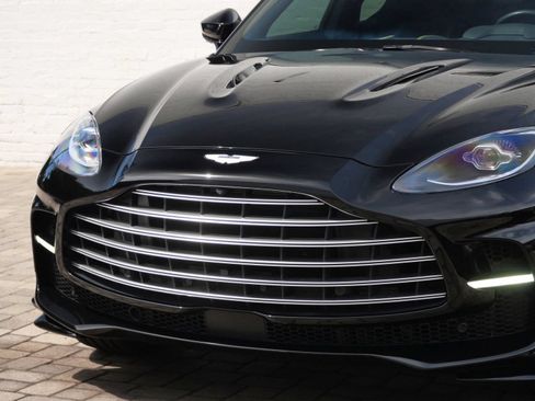 Used 2023 Aston Martin DBX 707 AWD/4WD image 25