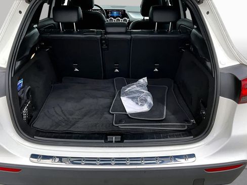 Certified 2023 Mercedes-Benz GLA 250 4MATIC image 37