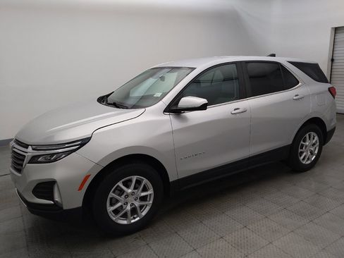 Used 2022 Chevrolet Equinox LT AWD/4WD image 2