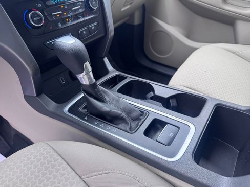 Used 2017 Ford Escape SE w/ Equipment Group 201A image 22