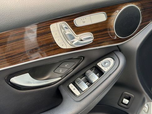 Certified 2018 Mercedes-Benz GLC 300 image 29