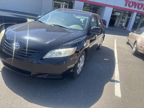 Used 2007 Toyota Camry LE FWD image 7