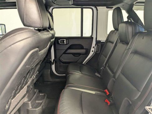 Used 2021 Jeep Wrangler Unlimited Rubicon AWD/4WD image 34