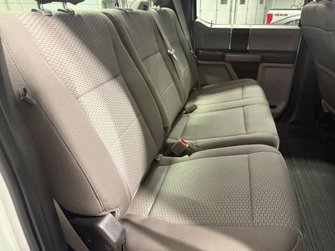 Used 2019 Ford F250 XLT w/ Camper Package image 15