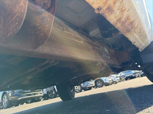 Used 2004 Chevrolet Silverado 2500 LT w/ Skid Plate Package image 16