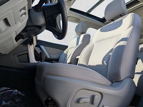 Used 2016 Subaru Forester 2.5i Premium w/ Popular Package #2 image 14