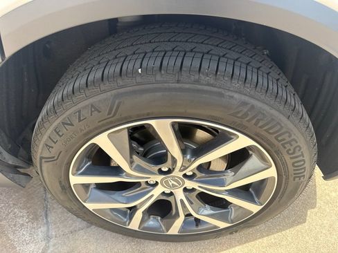 Used 2024 Acura MDX SH-AWD w/ Technology Package image 34