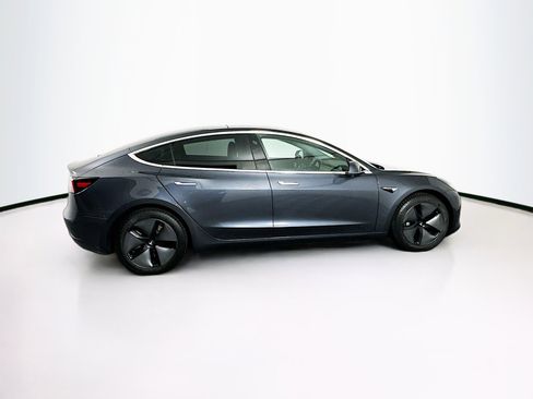 Used 2018 Tesla Model 3 Long Range image 10