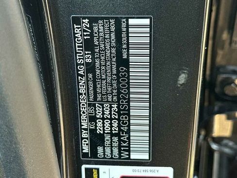 Used 2025 Mercedes-Benz C 300 Sedan image 35