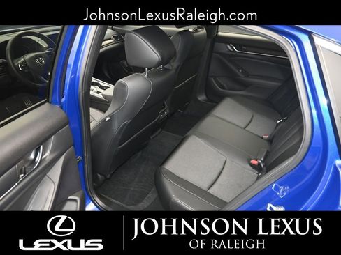 Used 2021 Honda Accord Sport image 12