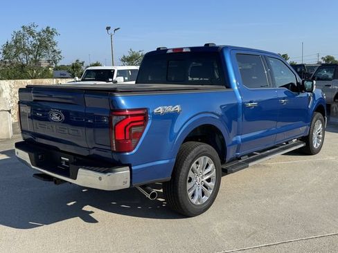 Used 2025 Ford F150 Lariat w/ Equipment Group 501A Mid AWD/4WD image 3