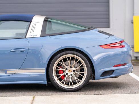 Used 2017 Porsche 911 Targa 4S AWD/4WD image 90