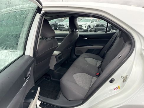 Certified 2019 Toyota Camry L image 9