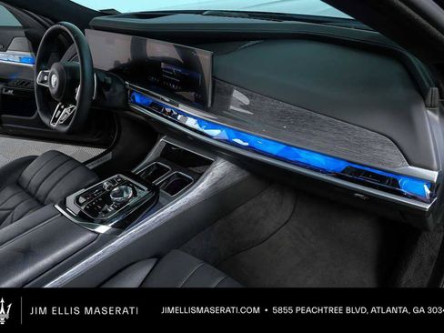 Used 2023 BMW 760i xDrive AWD/4WD image 22