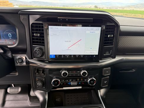 Used 2025 Ford F150 Raptor AWD/4WD image 21