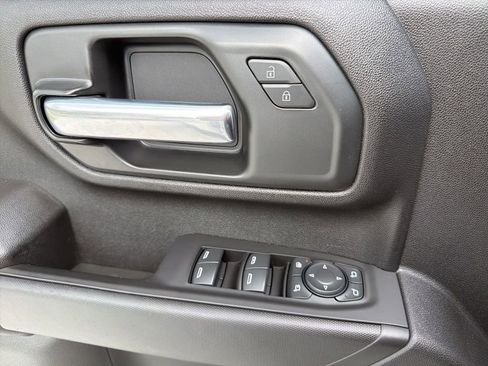 Used 2024 Chevrolet Silverado 2500 Custom w/ Custom Convenience Package AWD/4WD image 22