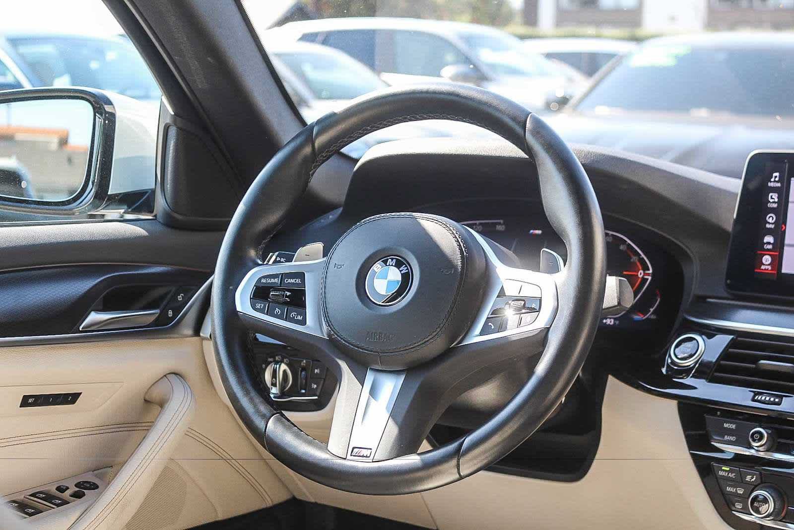 Used 2023 BMW 540i w/ M Sport Package RWD image 13