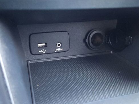 Used 2022 Subaru Crosstrek 2.0i image 17