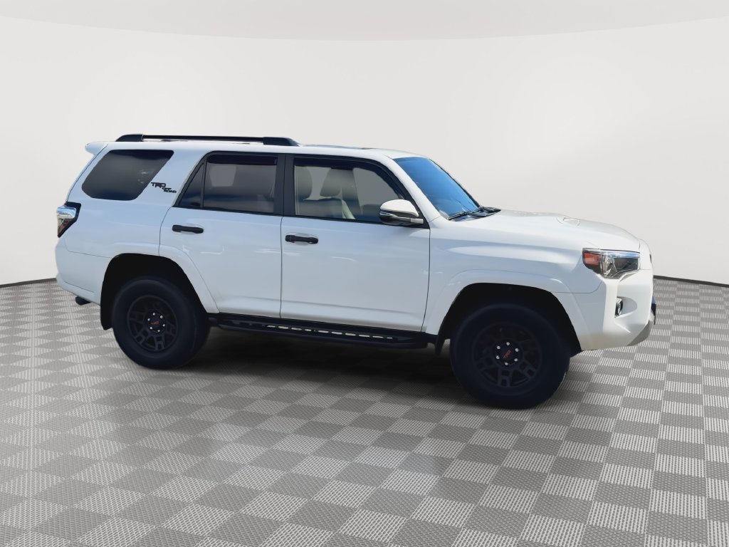 Used 2024 Toyota 4Runner TRD Off-Road Premium w/ Moonroof Package AWD/4WD image 2