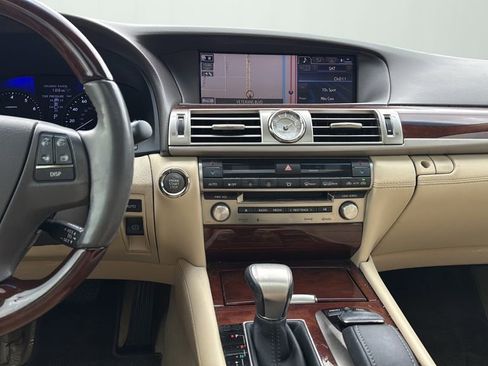 Used 2014 Lexus LS 460 image 12