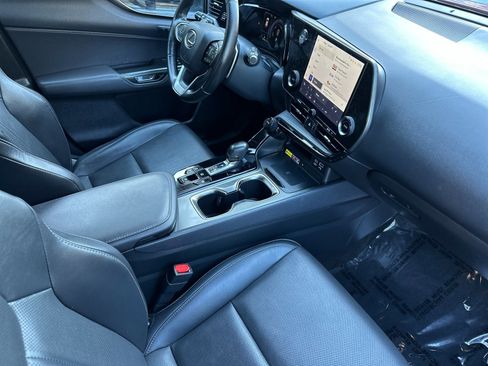 Used 2024 Lexus NX 350h AWD image 17