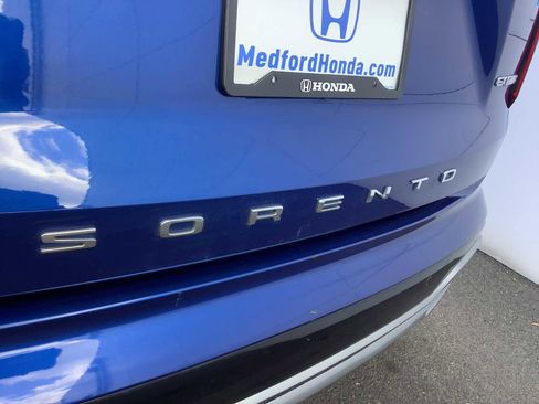 Used 2021 Kia Sorento EX w/ Panoramic Sunroof Package AWD/4WD image 7