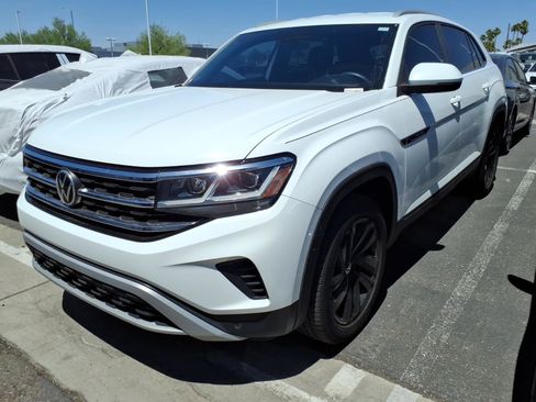 Certified 2022 Volkswagen Atlas Cross Sport SE FWD image 1