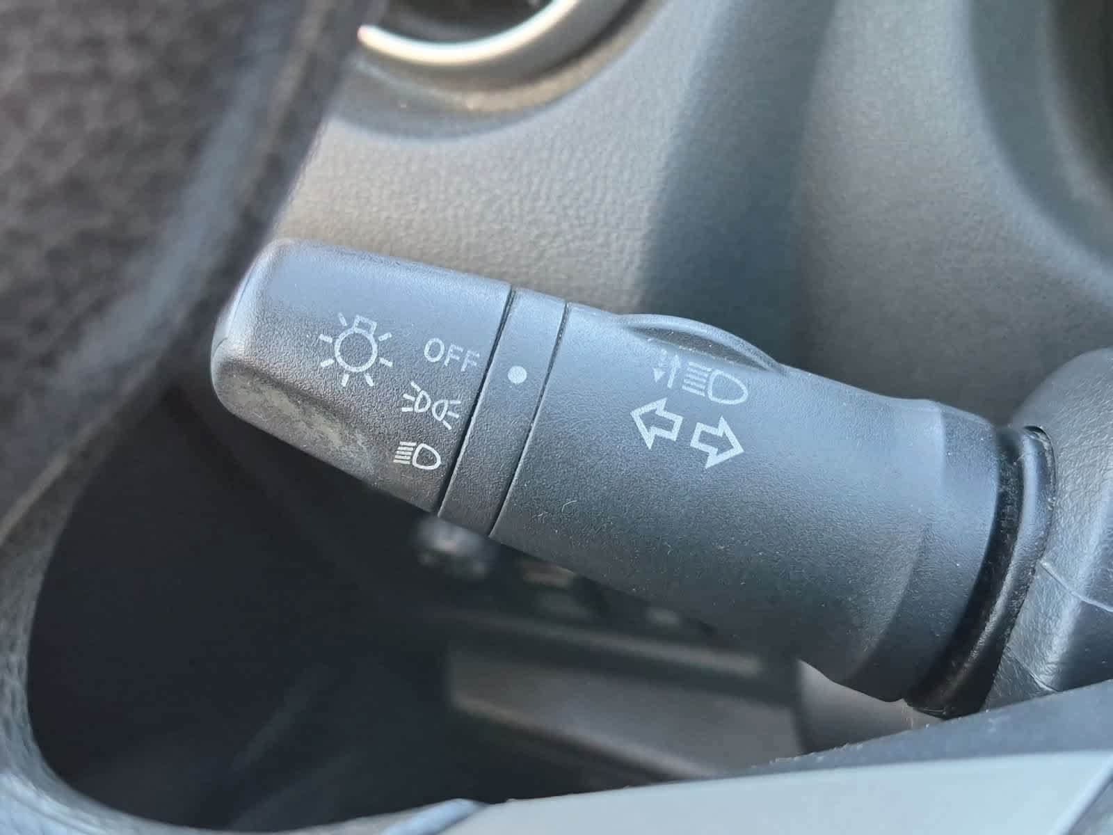 Used 2010 Nissan Rogue S AWD/4WD image 25