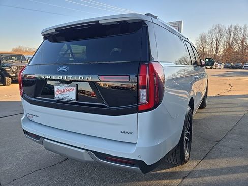 Used 2025 Ford Expedition Max Platinum image 10