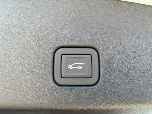 New 2026 Cadillac Optiq Sport 1 image 43