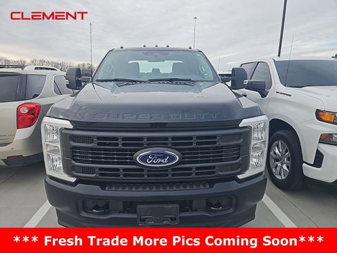 Used 2023 Ford F350 XL w/ 360-Degree Camera Package image 4