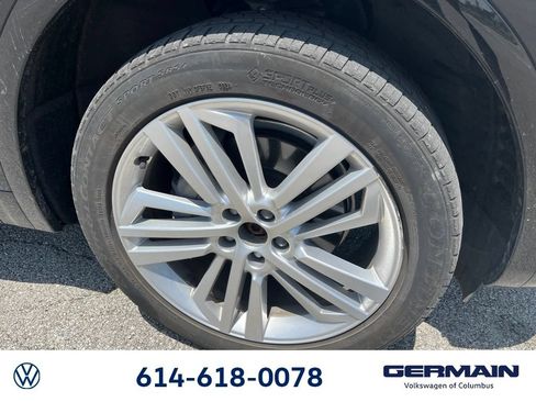 Used 2018 Audi Q5 2.0T Premium Plus w/ Premium Plus Package AWD/4WD image 17