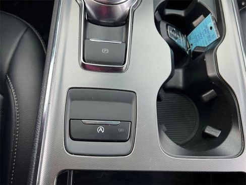 Used 2022 Ford Edge SEL w/ Convenience Package image 23