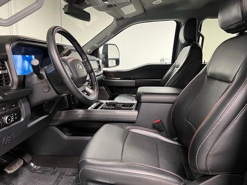 Used 2024 Ford F350 Lariat w/ Lariat Ultimate Package AWD/4WD image 18
