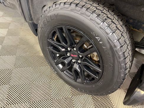 Used 2021 GMC Sierra 1500 Elevation w/ X31 Off-Road Package image 12